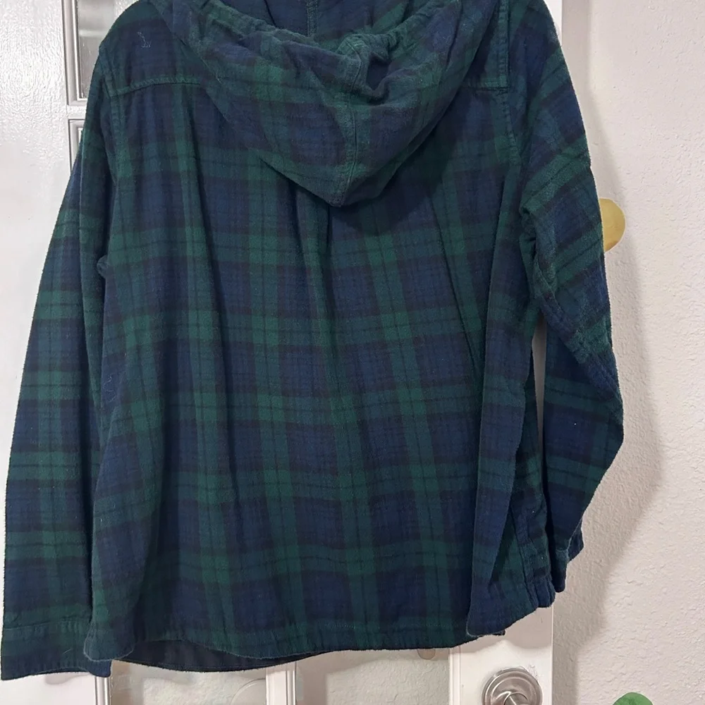 L.L.Bean Green and Navy Plaid Relaxed Fit Hoodie - Picture 2 of 4